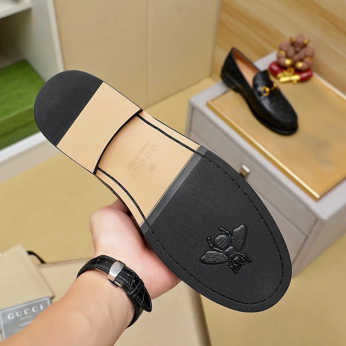 Factory price 440 💰💰Gucci official website men's business formal leather shoes update💥Hong Kong counter synchronized new style💥completely one-to-one replica shipment👍zero difference in counter quality 0⃣️all made of imported first-layer cowhide leather with original hardware buckle➕water-dyed🐂made of leather lining, black, matching size 38-45...